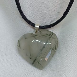 Colgante Corazón de Cuarzo Turmalinado