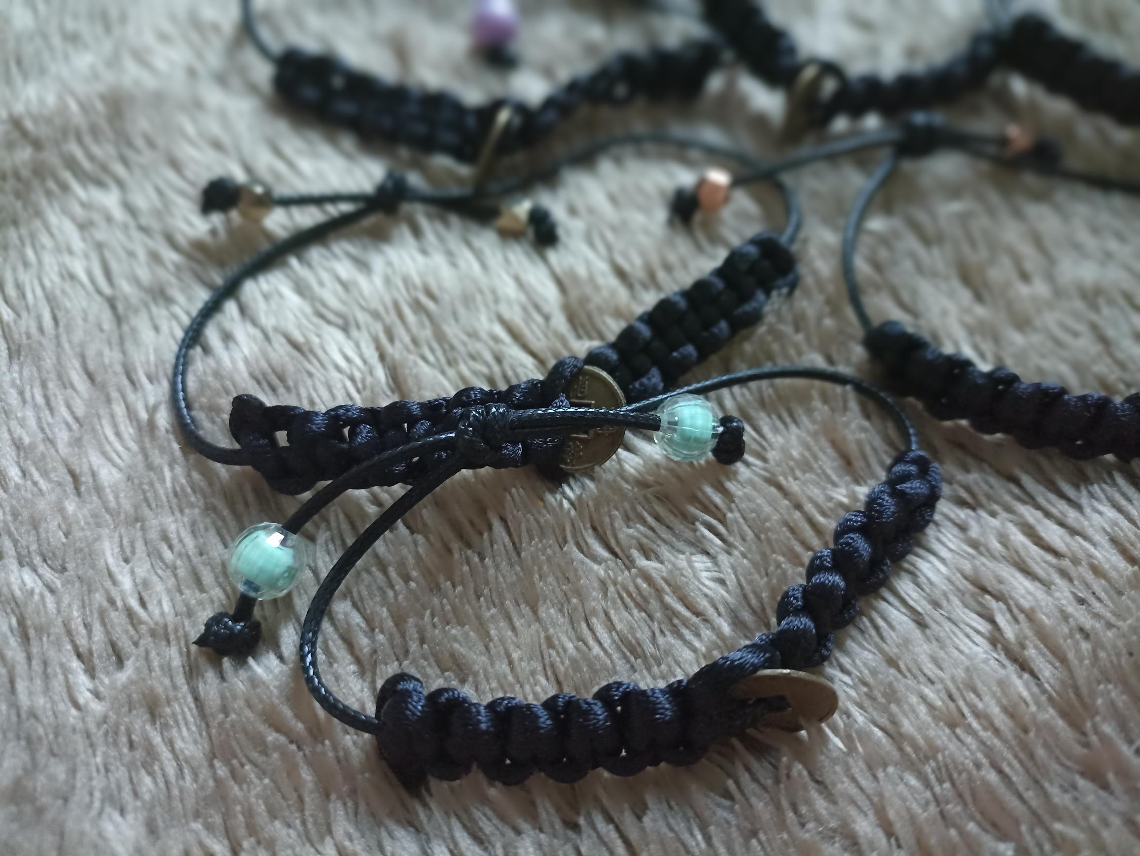 Pulsera Negra con moneda Feng Shui