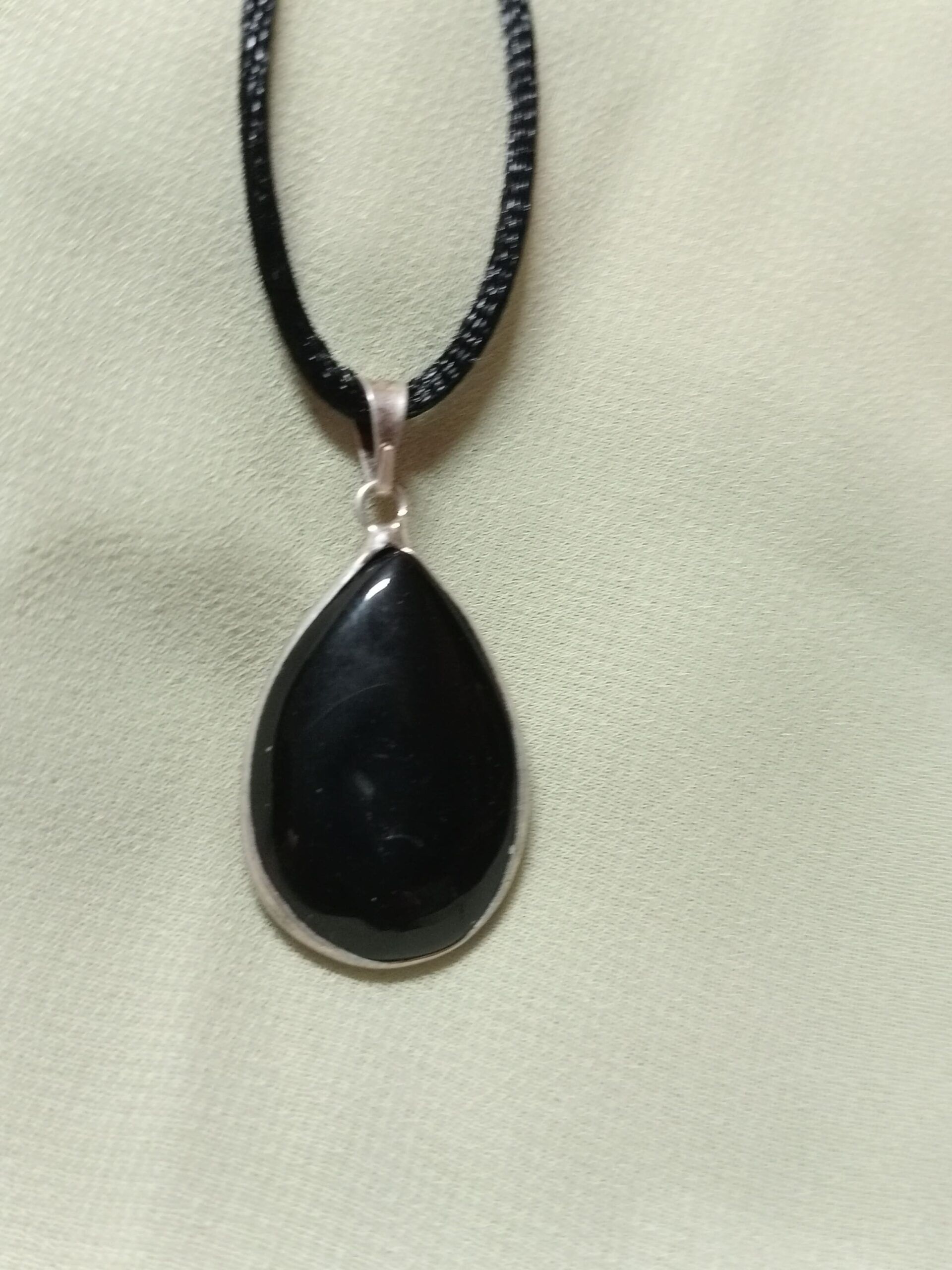 Colgante Gota Metal de Obsidiana - Imagen 6
