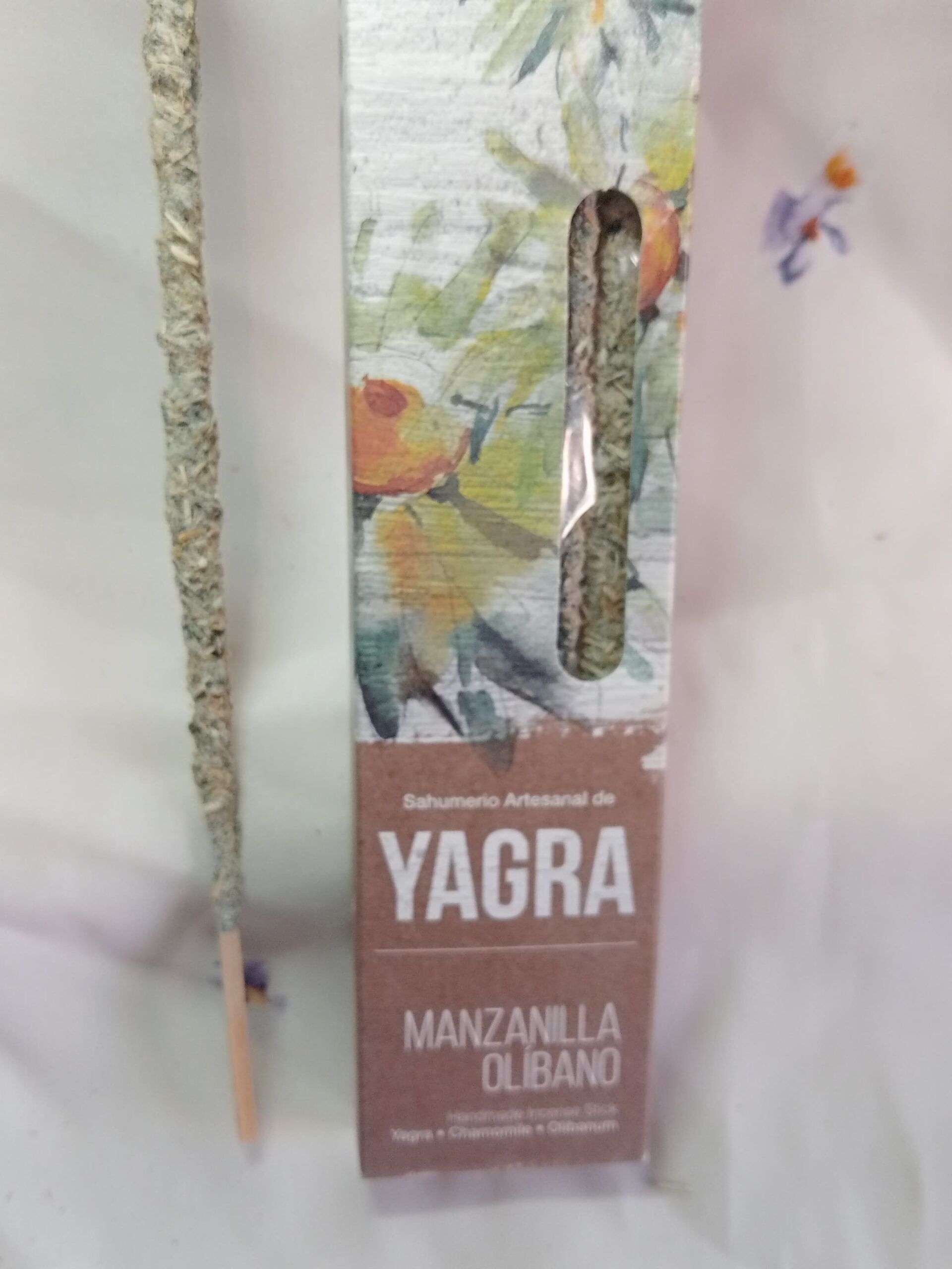 Incienso Stick Sagrada Madre de Yagra con Manzanilla y Olíbano